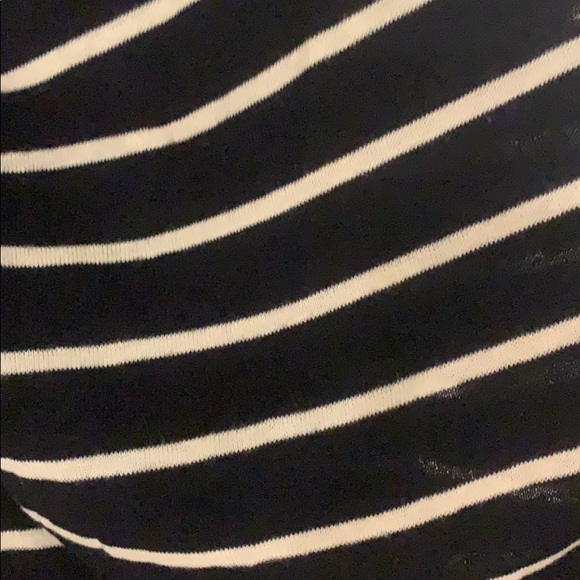 H&M black and white striped sweater - Picture 3 of 4